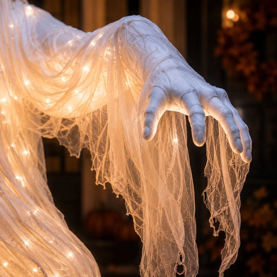 Ghost hands detail